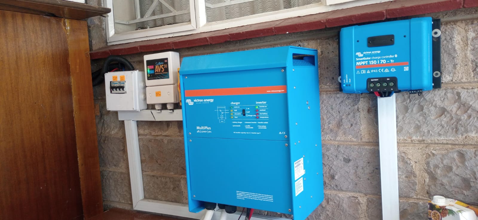 mppt charge controller Kenya